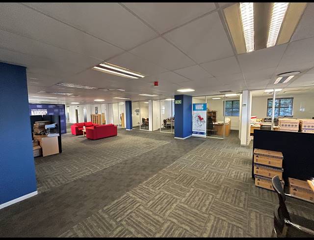 1,194M² OFFICE TO LET IN CENTURY CITY